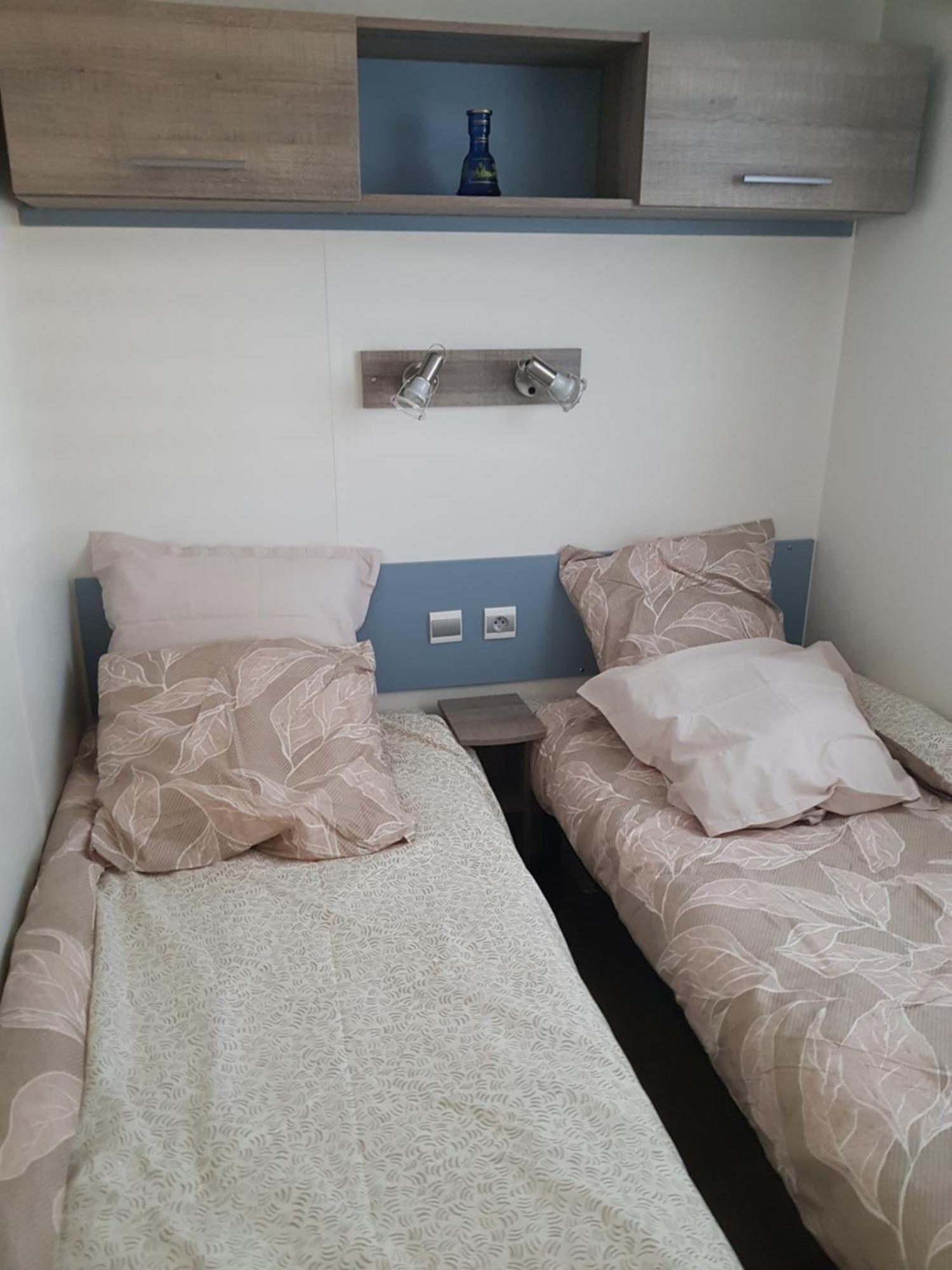 Mobilhome Climatise 6 Pers Gujan-Mestras Bagian luar foto